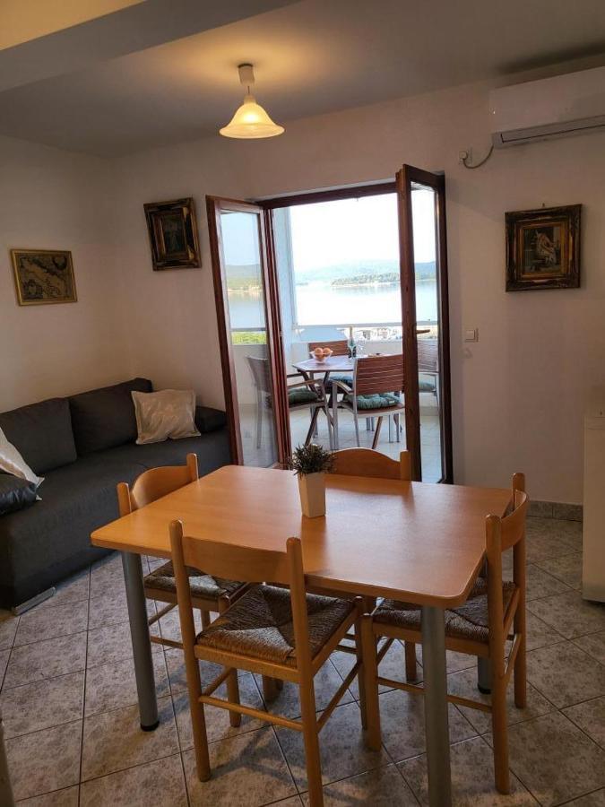 Appartement Sea&Sun à Turanj Extérieur photo